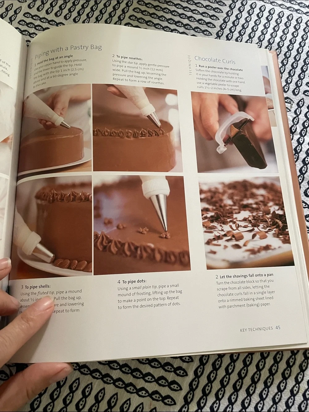 Williams-Sonoma Cakes Fillings & Frostings — Brown and Cream Cover - Picture 3 of 5
